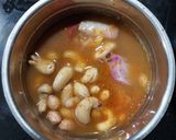 A picture of step 3 of Lauki sabji (coconut gravy).