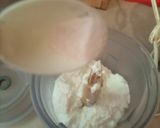 A picture of step 2 of Namkeen Lassi.