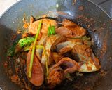 Foto langkah ke 2 dari resep Ikan Patin bumbu kuning.