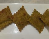 A picture of step 7 of Square Methi Masala Poori.