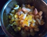 क्रिस्पी  चीजी  काँर्न  स्वेअर (crispy cheese corn recipe in marathi) रेसिपी स्टेप 2 फोटो 