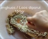 Foto langkah ke 1 dari resep Ayam Goreng Lengkuas / Laos.