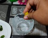 A picture of step 1 of Blue lemonode.