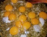 A picture of step 2 of Nopales con huevo (cactus and scrambled eggs).