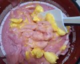 Foto langkah ke 6 dari resep 369. Mochi stroberi isi mangga.