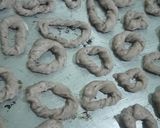 Foto del paso 2 de la receta: Bizcochitos de vino tinto 🍷