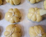 Foto langkah ke 4 dari resep Roti Labu Kuning.