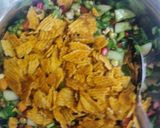 A picture of step 5 of Chatpata salad.