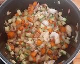 Foto del paso 2 de la receta: Lentejas con tocino y verduras