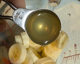 A picture of step 4 of ★ Banana maple custard pie★.