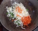 Foto langkah ke 3 dari resep Tumis Odeng Sayuran.