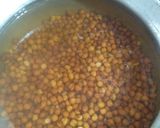A picture of step 1 of Chana Masala.
