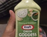 A picture of step 5 of Filling salad.
