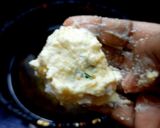 A picture of step 4 of Yellow split vatana karavadai.