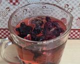 Foto del paso 2 de la receta: Tereré de hibisco endulzado con glicina 🌺 Infusión fresca antinflamatoria de yerba mate e hibiscus
