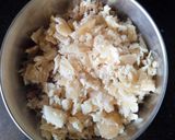 A picture of step 2 of Kesaria Poha/Avail Ladoo.