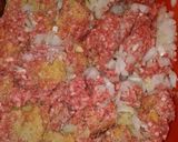 Foto del paso 3 de la receta: Tortitas de carne de res en caldillo enchilado a la Mario, s