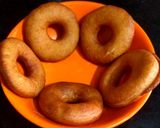 A picture of step 7 of Spider-web Glazed Donuts 🍩.