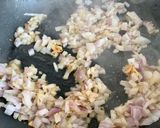 Foto del paso 3 de la receta Pasta con calamares y salsa picante
