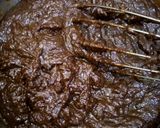 Foto langkah ke 3 dari resep Brownat (brownies donat) Kukus, eggless.