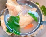 รูปขั้นตอนการทำที่ 2 ของ ต้มยำหมูสไลด์ไข่เจียว 😋