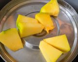A picture of step 1 of Rose Pumpkin Steamed Buns.