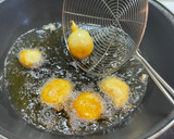 Foto del paso 4 de la receta: Buñuelos de plátano