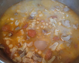 Foto del paso 5 de la receta: Callos con garbanzos (como los hacía mi suegra)