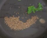 A picture of step 4 of Soya samosa.