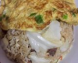 Foto langkah ke 9 dari resep Nasi goreng teri plus telor dadar.