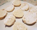 Foto del paso 1 de la receta: Pancito con gusto a pizza🍕🥖