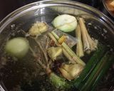 Hình bước làm 1 của món Boat Noodles