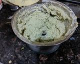 A picture of step 4 of Cheese Avocado Spread Cream.