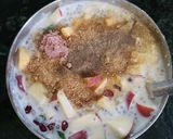 A picture of step 4 of Sago fruits dessert.