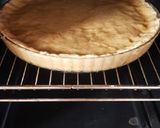 A picture of step 7 of Walnut twist tart.