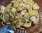 Foto langkah ke 4 dari resep Spaghetti Aglio Olio with King Oyster Mushroom.