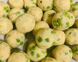 A picture of step 3 of Potato Cheese balls.