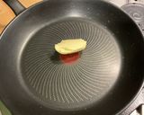 Une image de l'étape 8 de Omelette aux épinards, ail et tomates cerises.