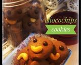 Foto langkah ke 6 dari resep Biskuit coklat / coklat chocochips cookies.