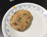 A picture of step 6 of Cheesy keema stuffed hash brown.