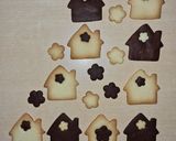 Foto del paso 2 de la receta: Galletitas de manteca combinadas, vainilla y cacao
