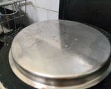 काकडीचे थालीपीठ (Kakdiche Thalipeeth Recipe in Marathi) रेसिपी स्टेप 2 फोटो 