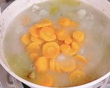 Foto langkah ke 6 dari resep Sop tulang sapi.