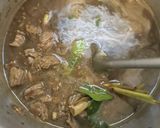 Foto langkah ke 4 dari resep Rawon praktis, kental dan nikmat.