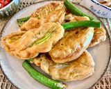 Une image de l'étape 4 de Beignets de fleurs de courgette.