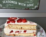 🍓 Sütés nélküli epres mascarponés torta 🍰 recept fázis 9 fotója