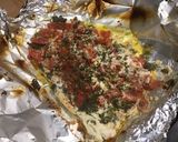 Une image de l'étape 6 de Filets de loup de mer aux tomates, fanes de radis et parmesan.