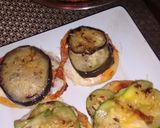 Foto del paso 4 de la receta: Pizzetas con berenjenas y zapallitos grillados