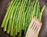 A picture of step 1 of My Asparagus Wrapped in soft cheese and Ham.