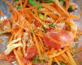 รูปขั้นตอนการทำที่ 5 ของ ส้มตำแครอทกุ้งเสียบ (แบบคลุกเส้น)